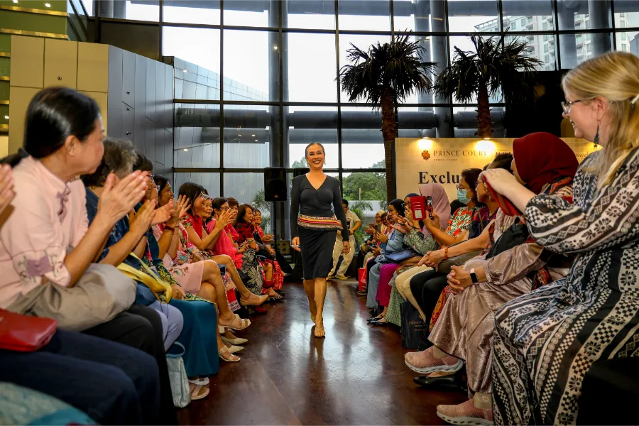 Jeanette Lam, a Stage 2 breast cancer survivor in remission for 12 years was part of the fashion runway at Prince Court.jpg Jeanette Lam, a Stage 2 breast cancer survivor in remission for 12 years was part of the fashion runway at Prince Court.jpg