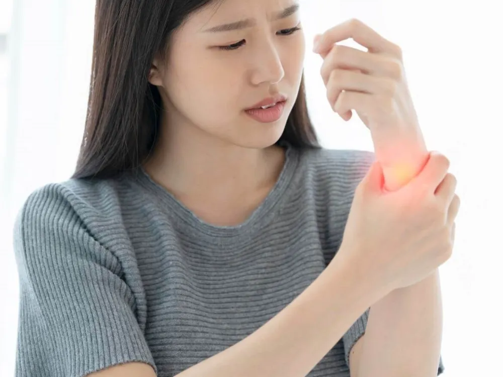 mucous cysts or a ganglion cyst diagnosed